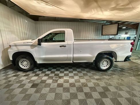 Used 2020 Chevrolet Silverado 1500 W/T w/ Trailering Package image 5