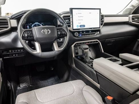Used 2024 Toyota Tundra Limited AWD/4WD image 7