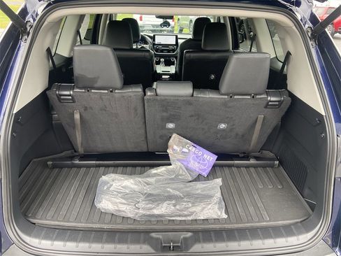 Used 2024 Toyota Grand Highlander XLE image 26