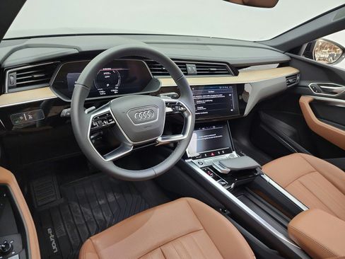 Used 2024 Audi Q8 e-tron Premium Plus w/ Premium Plus Package AWD/4WD image 14