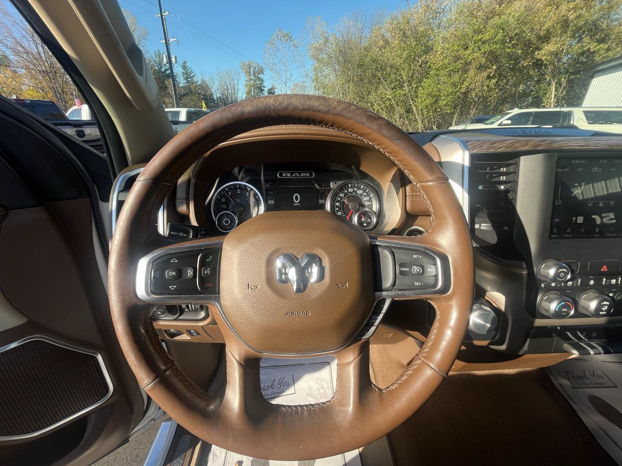 Used 2019 RAM 1500 Laramie AWD/4WD image 12