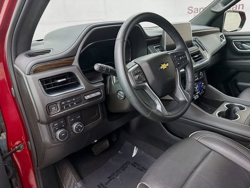 Used 2024 Chevrolet Suburban Premier AWD/4WD image 11