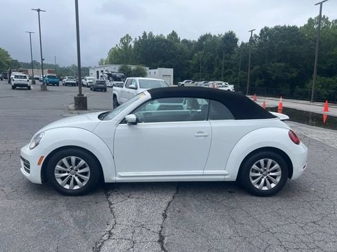 Used 2019 Volkswagen Beetle 2.0T S FWD image 5