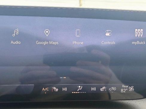 Used 2025 Buick Enclave Avenir w/ Super Cruise Package image 26