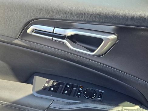 New 2026 Kia Sportage EX AWD/4WD image 15