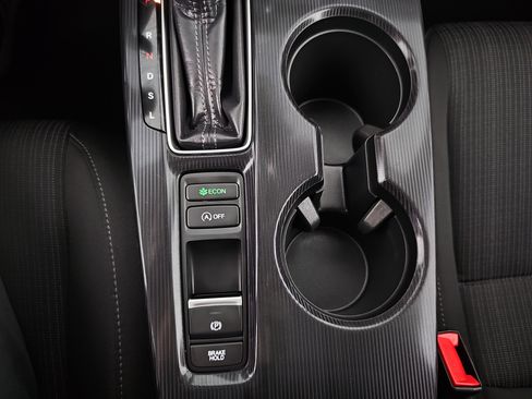 Certified 2024 Honda Civic EX image 30