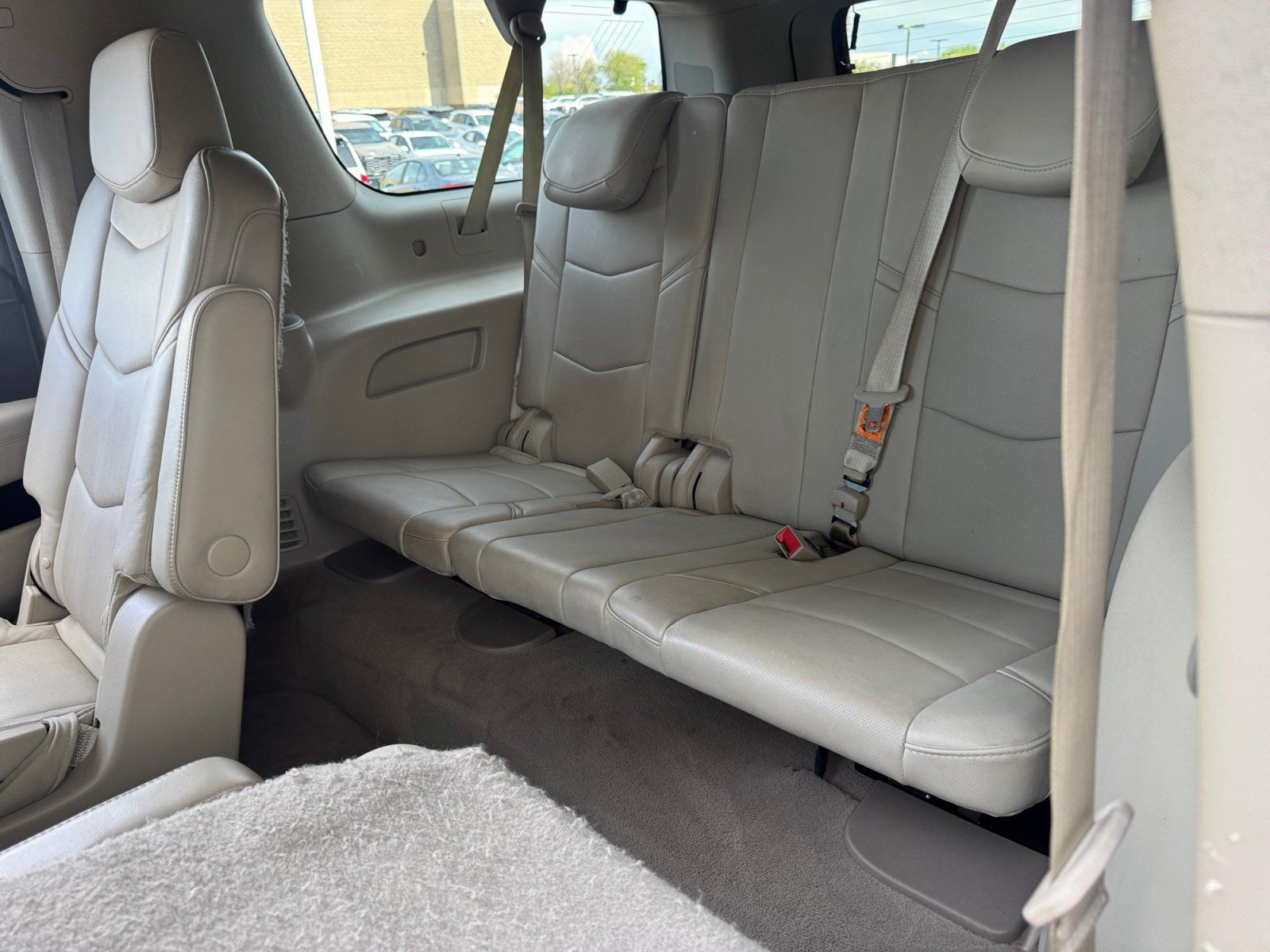 Used 2020 Cadillac Escalade ESV Luxury AWD/4WD image 31