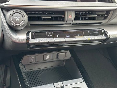 New 2026 Toyota Prius LE image 19