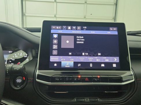 Certified 2026 Jeep Compass Trailhawk AWD/4WD image 27