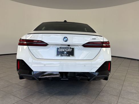 Used 2026 BMW i5 eDrive40 w/ Executive Package AWD/4WD image 10