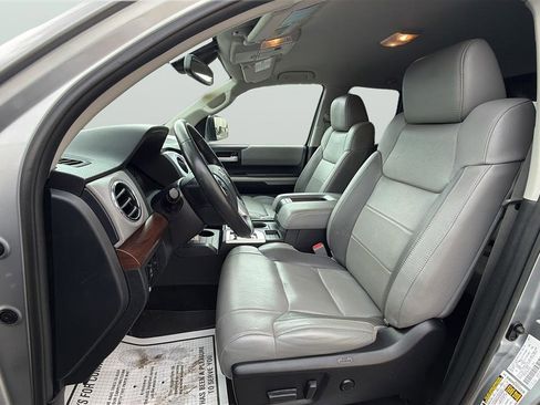 Used 2019 Toyota Tundra Limited w/ Limited Premium Package image 30