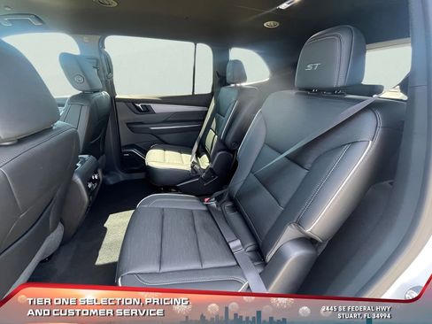 New 2025 Buick Enclave Sport Touring w/ Power Package image 12