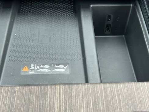 New 2026 GMC Acadia Denali w/ Super Cruise Package image 29