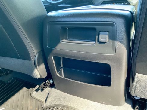 Certified 2019 GMC Sierra 2500 SLT w/ Duramax Plus Package image 29