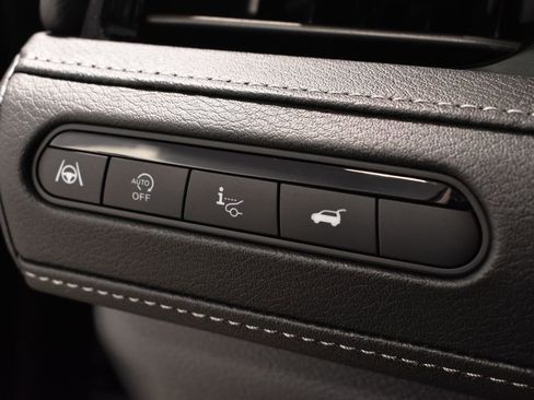 New 2026 INFINITI QX80 Luxe w/ Cargo Package image 18