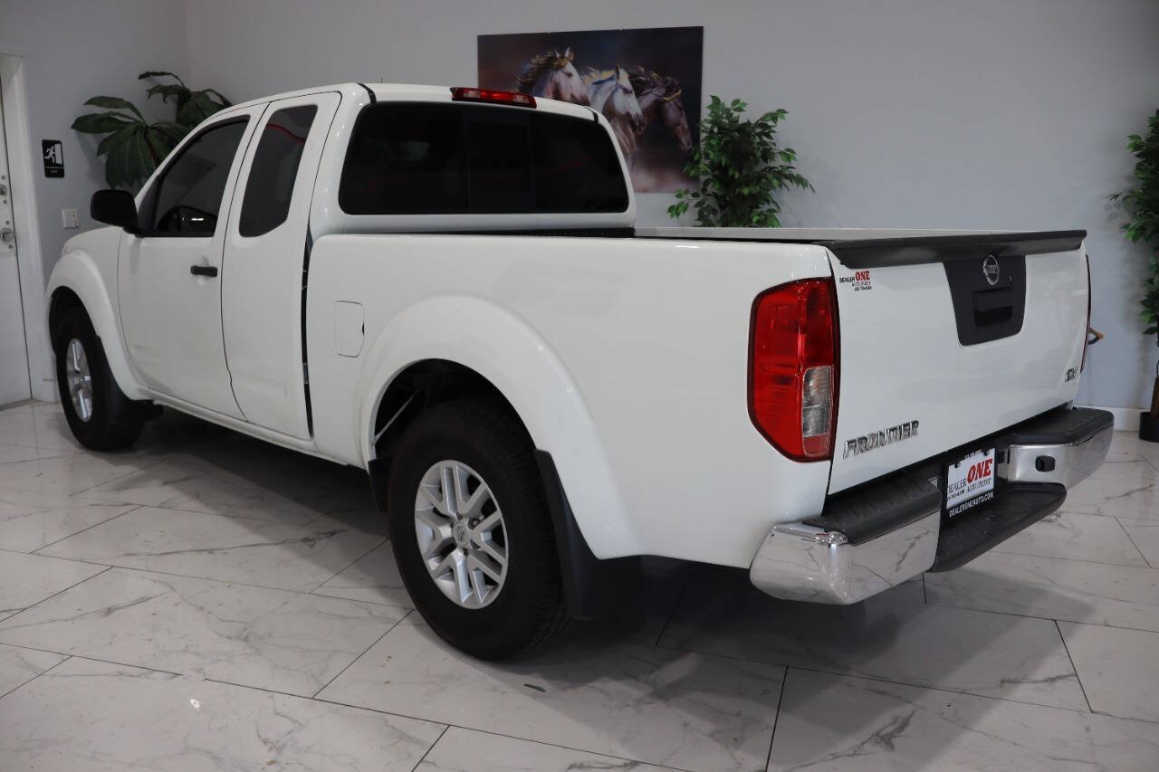 Used 2019 Nissan Frontier SV RWD image 6