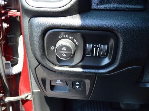 Used 2021 RAM 1500 Laramie w/ Sport Appearance Package image 27