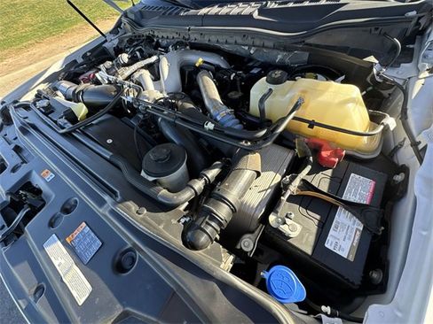 Certified 2022 Ford F250 Lariat w/ Chrome Package image 29