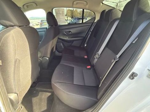 Used 2024 Nissan Sentra SV image 12