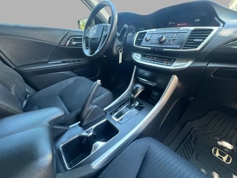 Used 2013 Honda Accord Sport image 82