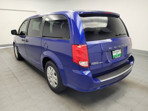 Used 2019 Dodge Grand Caravan SE FWD image 5