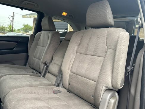 Used 2014 Honda Odyssey EX image 21