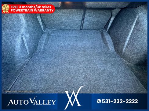 Used 2017 Dodge Challenger R/T image 29