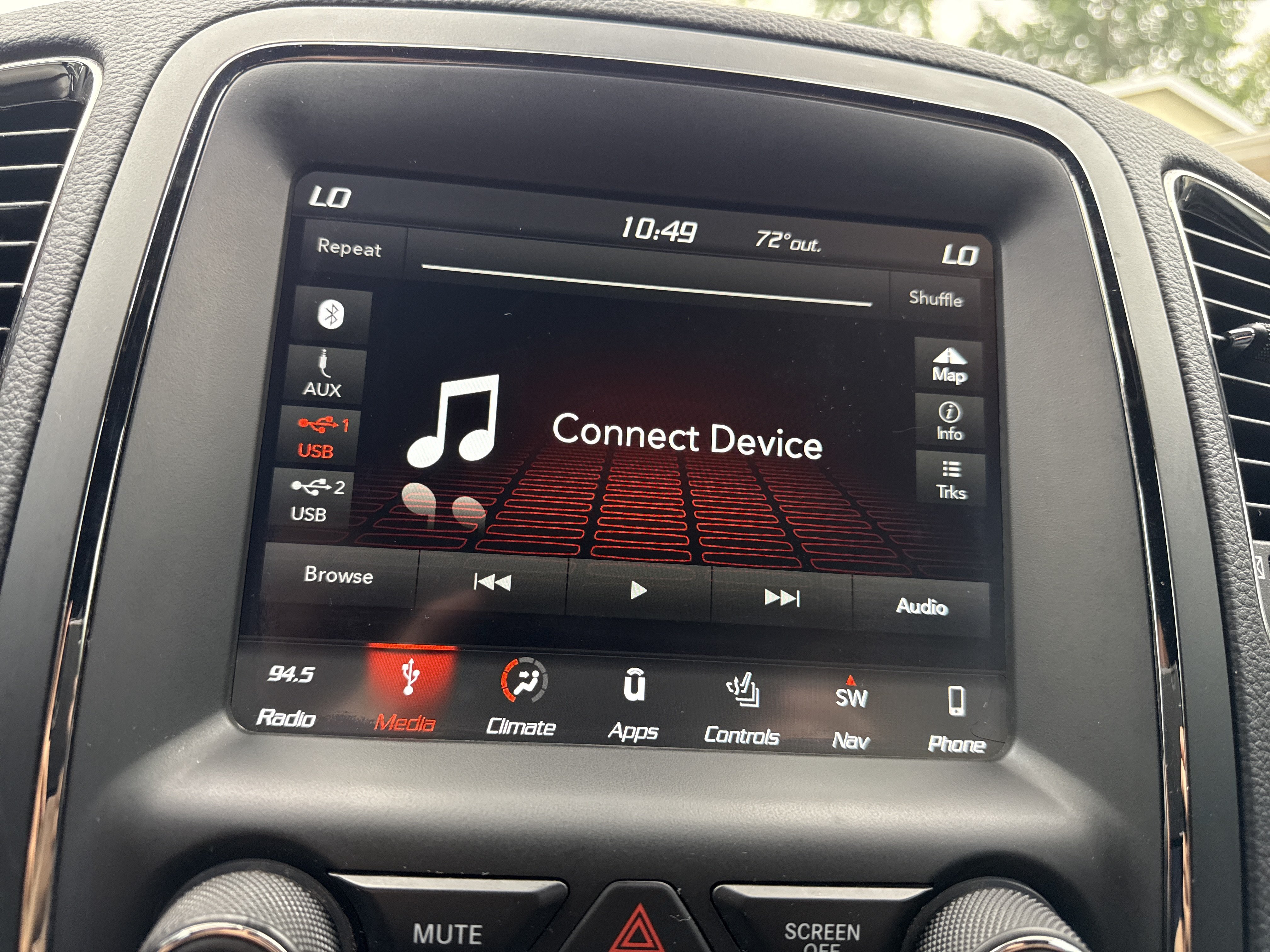 Used 2018 Dodge Durango SRT w/ Technology Group AWD/4WD image 20