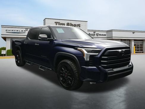 Used 2022 Toyota Tundra SR5 w/ Convenience Package RWD image 7