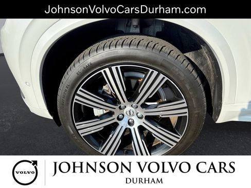 Used 2023 Volvo XC90 B6 Ultimate w/ Protection Package Premier AWD/4WD image 19