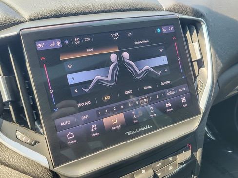 Used 2022 Maserati Ghibli Modena image 14