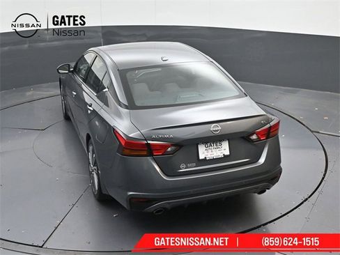 Used 2024 Nissan Altima 2.5 SL image 43