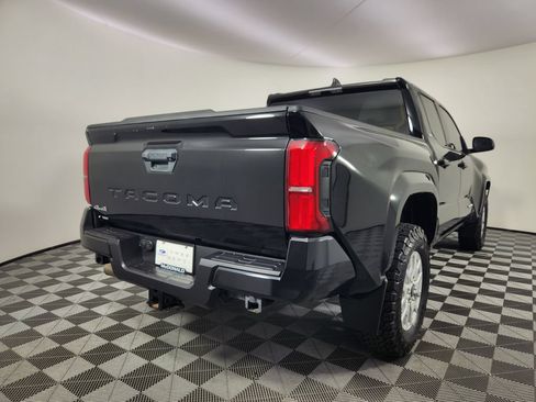 Used 2024 Toyota Tacoma SR5 AWD/4WD image 5