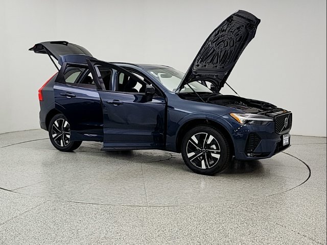New 2027 Volvo XC60 B5 Core AWD/4WD image 10