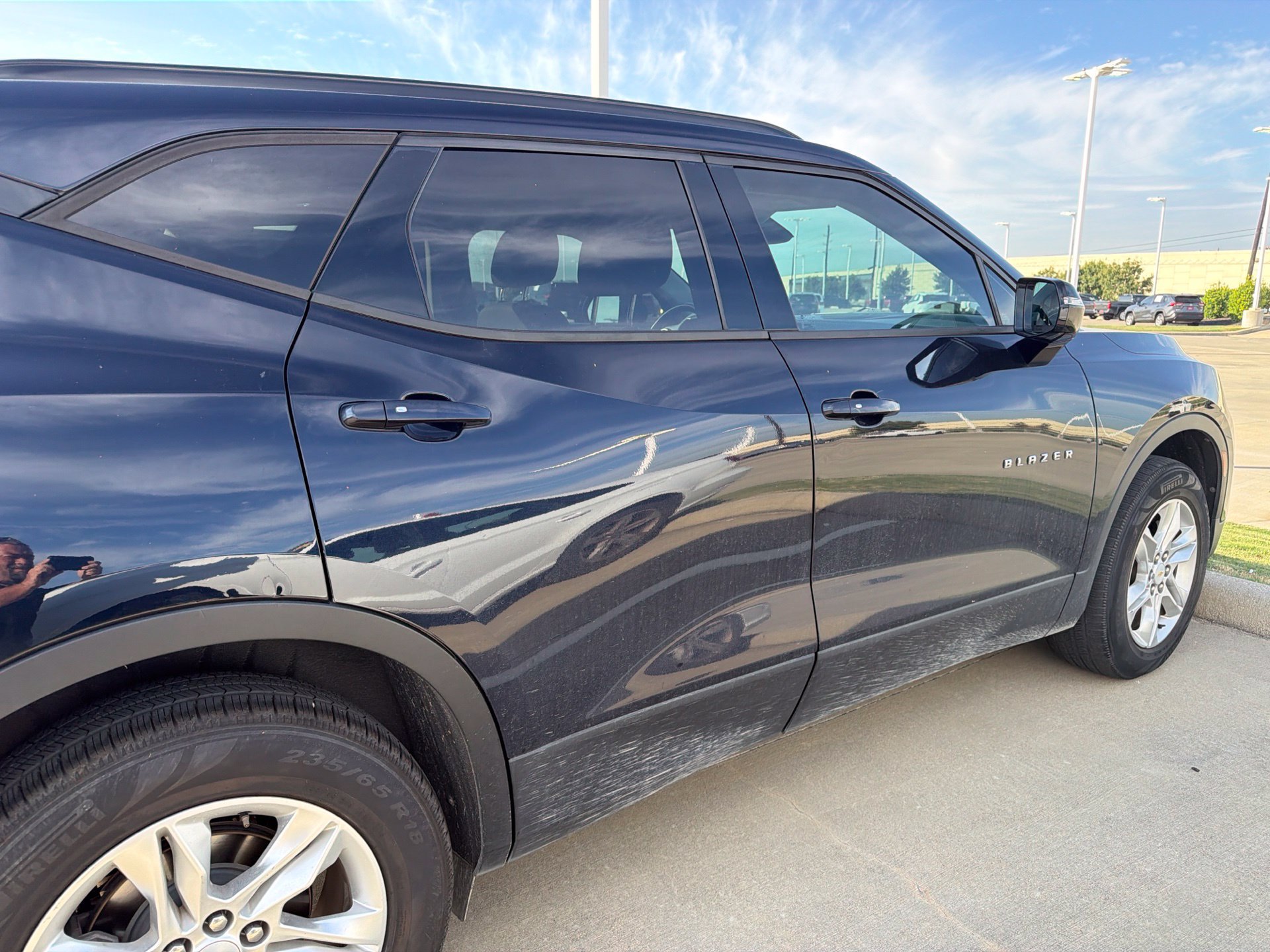 Used 2020 Chevrolet Blazer LT FWD image 2