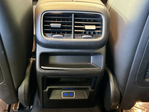Used 2025 Mercedes-Benz GLE 350 4MATIC image 24