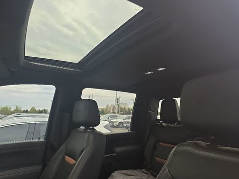 Used 2020 GMC Sierra 2500 AT4 w/ AT4 Premium Package AWD/4WD image 16