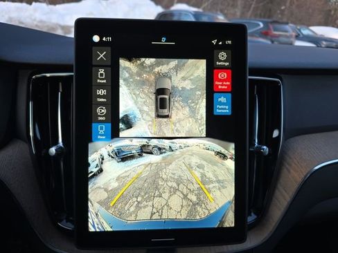 New 2026 Volvo XC60 B5 Plus w/ Climate Package image 34