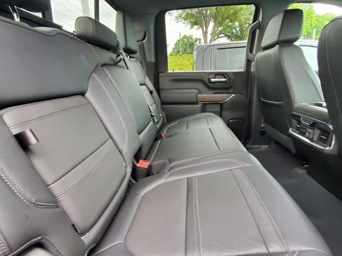 Used 2023 GMC Sierra 3500 Denali w/ Denali Black Diamond Edition AWD/4WD image 6