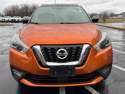 Used 2020 Nissan Kicks SR w/ SR Premium Package image 9