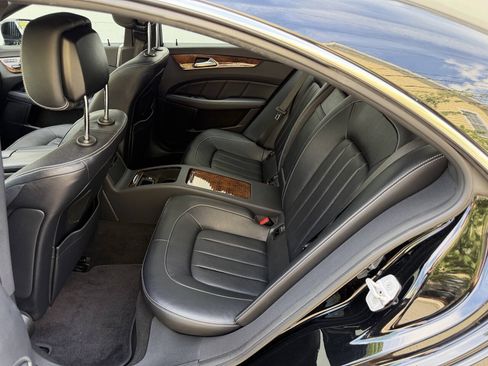 Used 2014 Mercedes-Benz CLS 550 4MATIC image 26