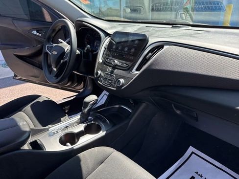 Used 2024 Chevrolet Malibu LT FWD image 26