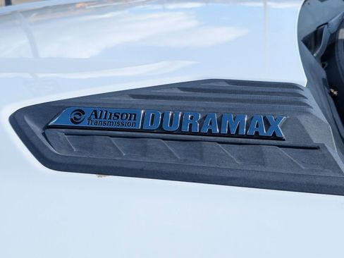 Used 2021 Chevrolet Silverado 2500 LT w/ Fleet Comfort Package image 13