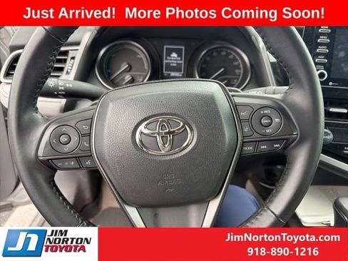 Used 2024 Toyota Camry SE FWD image 12