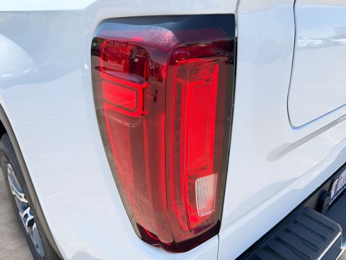 Used 2025 GMC Sierra 1500 SLT RWD image 25