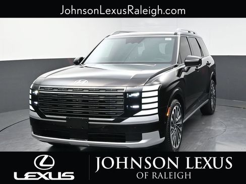 Used 2026 Hyundai Palisade Calligraphy FWD image 5