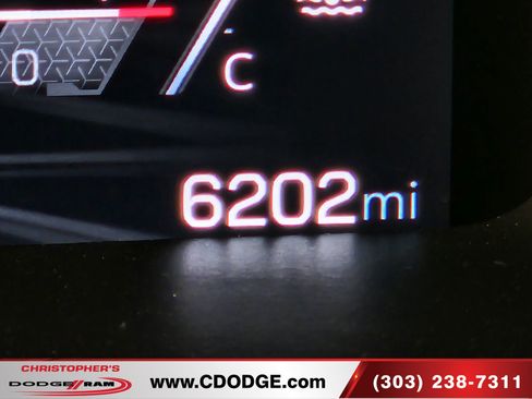 Used 2026 GMC Canyon AT4X AWD/4WD image 11