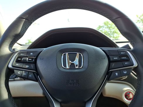 Used 2019 Honda Accord EX-L image 27