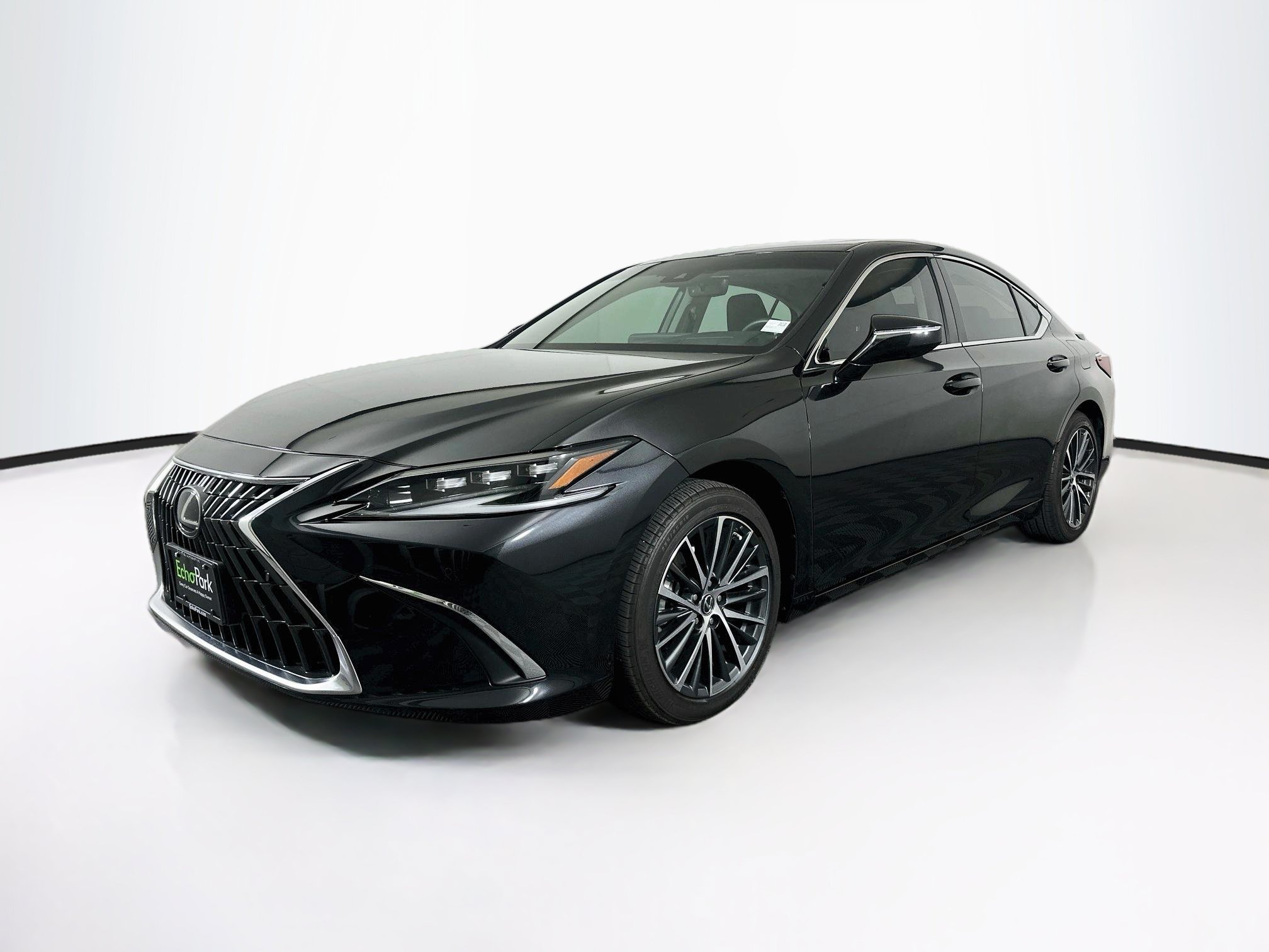 Used 2024 Lexus ES 300h w/ Premium Package FWD image 3