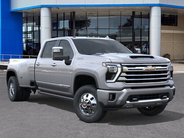 New 2026 Chevrolet Silverado 3500 High Country w/ High Country Premium Package AWD/4WD image 7
